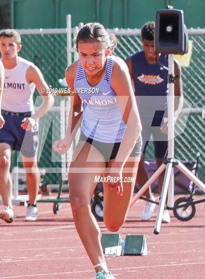 Thumbnail 1 in FVL Championships (100, 200, 400, 800 Meter) photogallery.