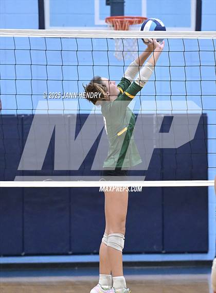 Thumbnail 2 in Aiken vs Powdersville (Dorman Tournament of Champions) photogallery.