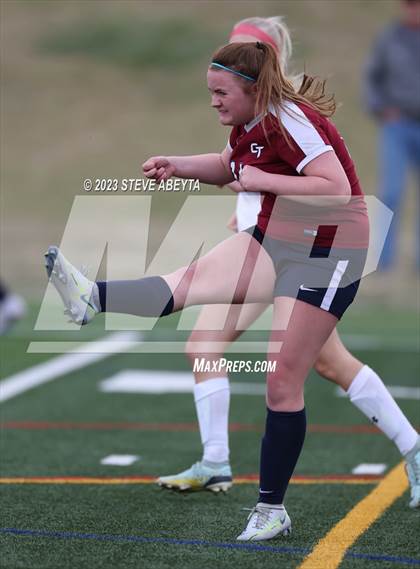 Thumbnail 3 in Arapahoe @ Cherokee Trail photogallery.