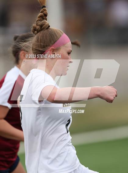 Thumbnail 3 in Arapahoe @ Cherokee Trail photogallery.