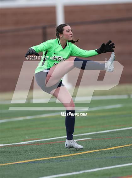 Thumbnail 3 in Arapahoe @ Cherokee Trail photogallery.