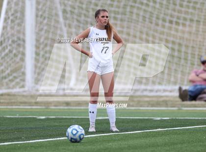 Thumbnail 1 in Arapahoe @ Cherokee Trail photogallery.