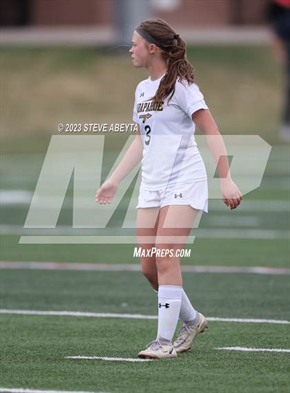 Thumbnail 2 in Arapahoe @ Cherokee Trail photogallery.