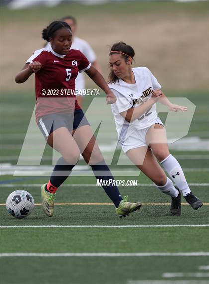Thumbnail 2 in Arapahoe @ Cherokee Trail photogallery.