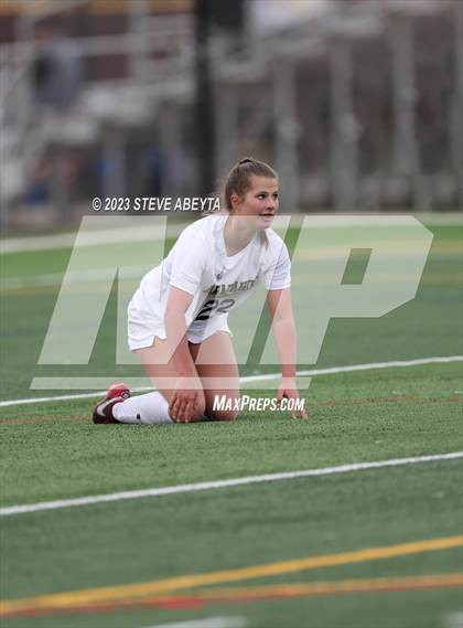Thumbnail 3 in Arapahoe @ Cherokee Trail photogallery.