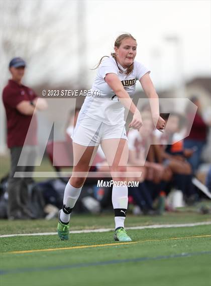 Thumbnail 3 in Arapahoe @ Cherokee Trail photogallery.