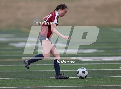 Thumbnail 2 in Arapahoe @ Cherokee Trail photogallery.