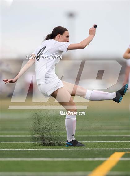 Thumbnail 3 in Arapahoe @ Cherokee Trail photogallery.