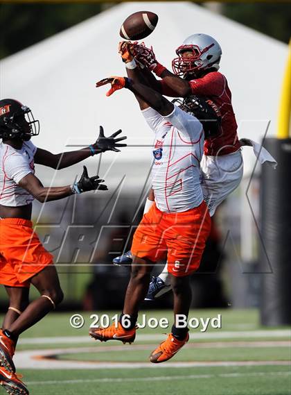 Thumbnail 2 in USA Football 7-on-7 National Championship photogallery.