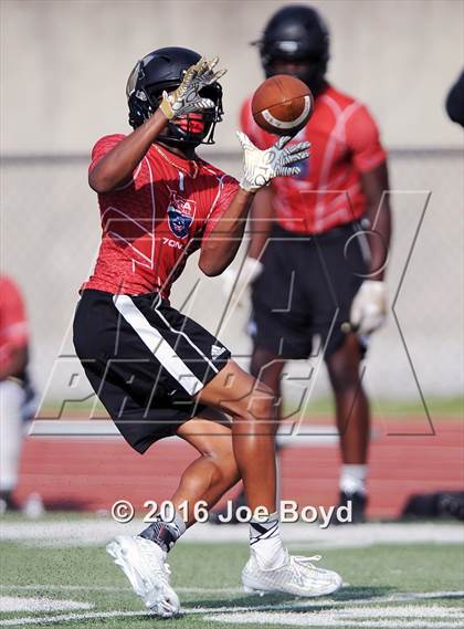 Thumbnail 2 in USA Football 7-on-7 National Championship photogallery.