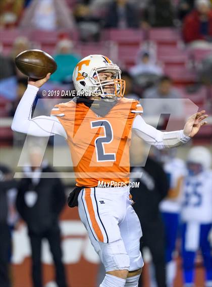 Thumbnail 3 in Orem vs. Timpview (UHSAA 5A Final) photogallery.