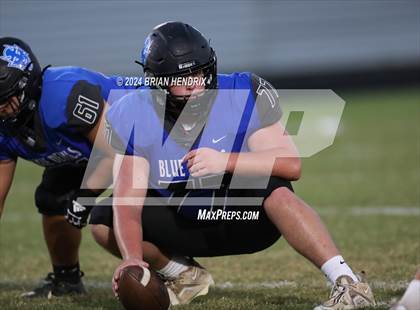 Thumbnail 3 in West Lincoln @ Maiden photogallery.