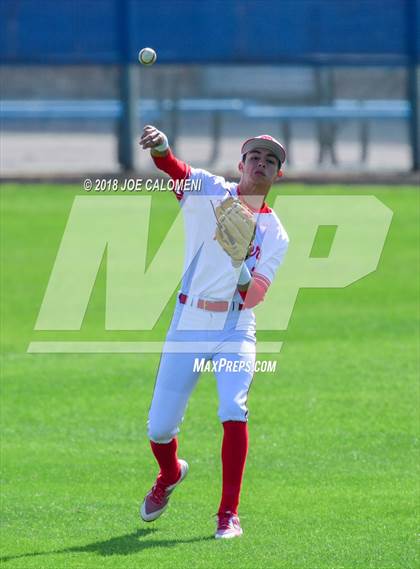 Thumbnail 2 in Lee [Robert E.] vs Taft [William H.] (South San Baseball Tournament) photogallery.
