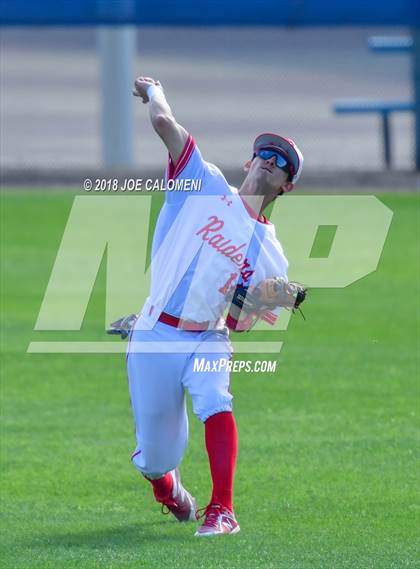 Thumbnail 2 in Lee [Robert E.] vs Taft [William H.] (South San Baseball Tournament) photogallery.