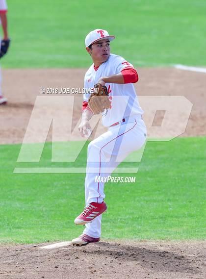 Thumbnail 2 in Lee [Robert E.] vs Taft [William H.] (South San Baseball Tournament) photogallery.