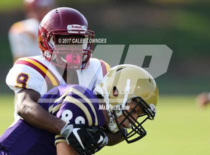 Thumbnail 3 in Somerset vs Garrad County (Scrimmage) photogallery.