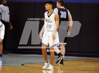 Thumbnail 1 in Sam Rayburn vs. Brazoswood (McDonald's Texas Invitational) photogallery.