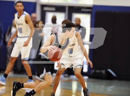 Thumbnail 2 in Sam Rayburn vs. Brazoswood (McDonald's Texas Invitational) photogallery.