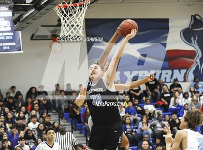 Thumbnail 3 in Sam Rayburn vs. Brazoswood (McDonald's Texas Invitational) photogallery.