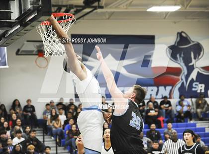 Thumbnail 2 in Sam Rayburn vs. Brazoswood (McDonald's Texas Invitational) photogallery.