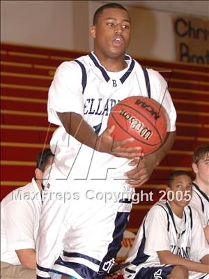 Thumbnail 3 in Brophy College Prep vs. Bellarmine Prep (Jesuit Father Barry Classic) photogallery.