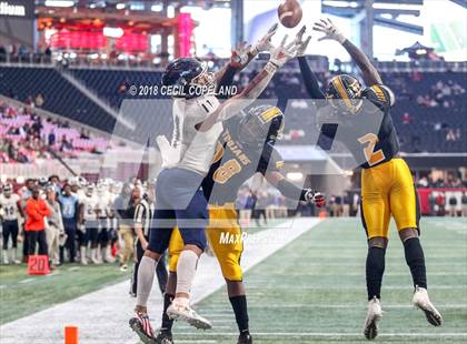 Thumbnail 2 in Cedar Grove vs. Peach County (GHSA Class 3A Championship) photogallery.