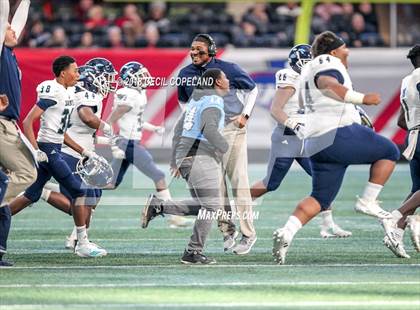 Thumbnail 2 in Cedar Grove vs. Peach County (GHSA Class 3A Championship) photogallery.