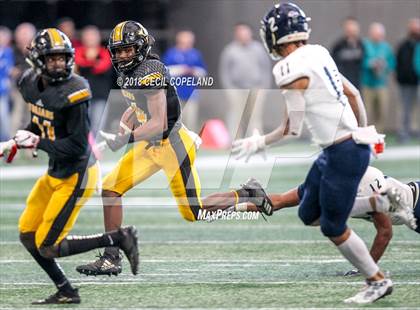 Thumbnail 2 in Cedar Grove vs. Peach County (GHSA Class 3A Championship) photogallery.