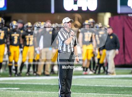 Thumbnail 1 in Cedar Grove vs. Peach County (GHSA Class 3A Championship) photogallery.