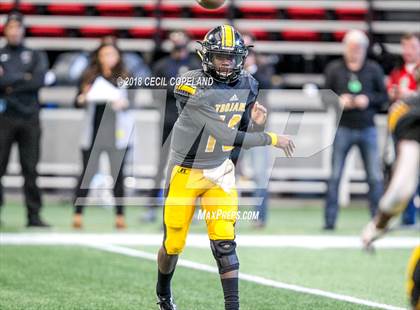 Thumbnail 2 in Cedar Grove vs. Peach County (GHSA Class 3A Championship) photogallery.