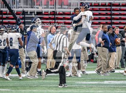 Thumbnail 1 in Cedar Grove vs. Peach County (GHSA Class 3A Championship) photogallery.