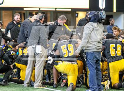 Thumbnail 2 in Cedar Grove vs. Peach County (GHSA Class 3A Championship) photogallery.