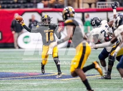 Thumbnail 1 in Cedar Grove vs. Peach County (GHSA Class 3A Championship) photogallery.