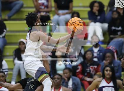 Thumbnail 2 in Westover vs McDonough (GHSA 4A State Playoff - Quarterfinals) photogallery.