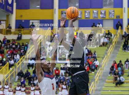 Thumbnail 2 in Westover vs McDonough (GHSA 4A State Playoff - Quarterfinals) photogallery.