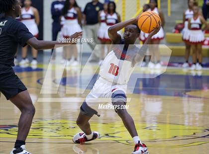 Thumbnail 3 in Westover vs McDonough (GHSA 4A State Playoff - Quarterfinals) photogallery.
