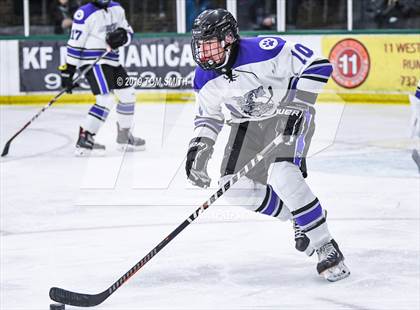 Thumbnail 2 in Westfield @ Rumson-Fair Haven photogallery.