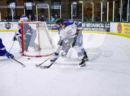 Thumbnail 1 in Westfield @ Rumson-Fair Haven photogallery.