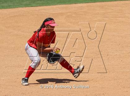Thumbnail 1 in Paraclete vs. Savanna (CIF SS Div 6 Final) photogallery.