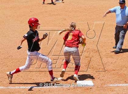 Thumbnail 3 in Paraclete vs. Savanna (CIF SS Div 6 Final) photogallery.