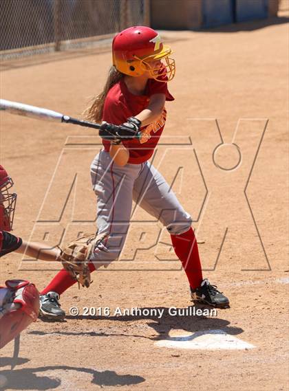Thumbnail 1 in Paraclete vs. Savanna (CIF SS Div 6 Final) photogallery.