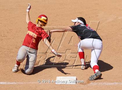 Thumbnail 2 in Paraclete vs. Savanna (CIF SS Div 6 Final) photogallery.