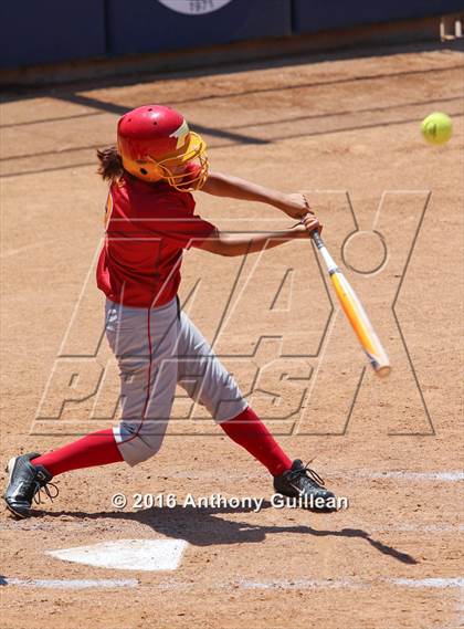 Thumbnail 3 in Paraclete vs. Savanna (CIF SS Div 6 Final) photogallery.