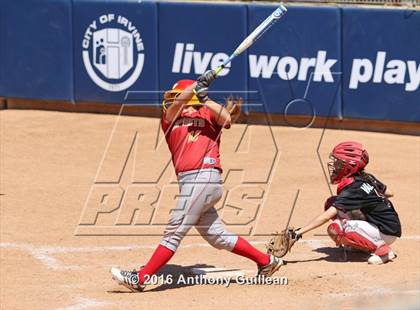 Thumbnail 1 in Paraclete vs. Savanna (CIF SS Div 6 Final) photogallery.