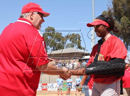 Thumbnail 1 in Paraclete vs. Savanna (CIF SS Div 6 Final) photogallery.