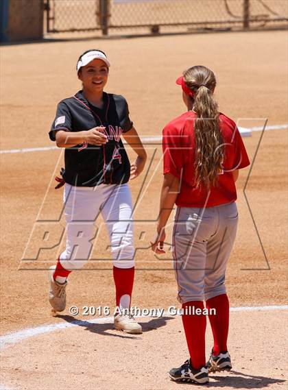Thumbnail 1 in Paraclete vs. Savanna (CIF SS Div 6 Final) photogallery.