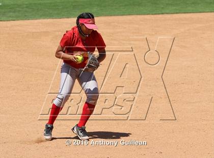 Thumbnail 3 in Paraclete vs. Savanna (CIF SS Div 6 Final) photogallery.