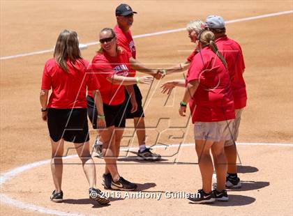 Thumbnail 2 in Paraclete vs. Savanna (CIF SS Div 6 Final) photogallery.
