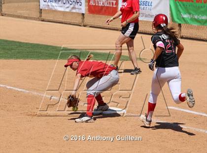 Thumbnail 1 in Paraclete vs. Savanna (CIF SS Div 6 Final) photogallery.