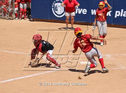 Thumbnail 2 in Paraclete vs. Savanna (CIF SS Div 6 Final) photogallery.